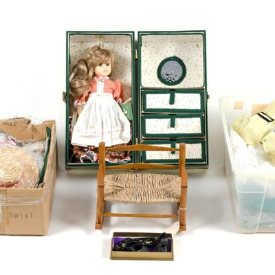 Sale Photo Thumbnail #389: Robin Woods Doll in Carrying Case & Doll Clothes