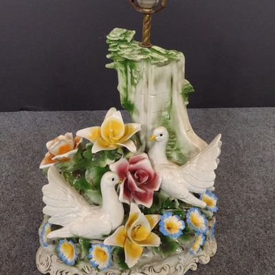 Sale Photo Thumbnail #64: Capodimonte Style Figural Dove and Floral Table Lamp