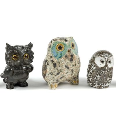 Sale Photo Thumbnail #41: 5 Ceramic Owls Incl. Lladro & Pigeon Forge Pottery