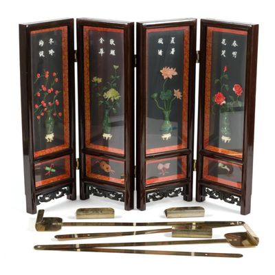Sale Photo Thumbnail #233: Vintage Chinese Four-Panel Inlaid Wall Screen