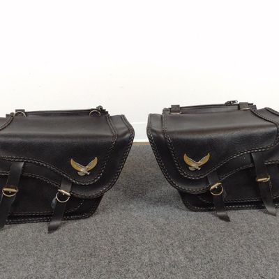 Sale Photo Thumbnail #448: 2 Saddle Bags By Willie And Max