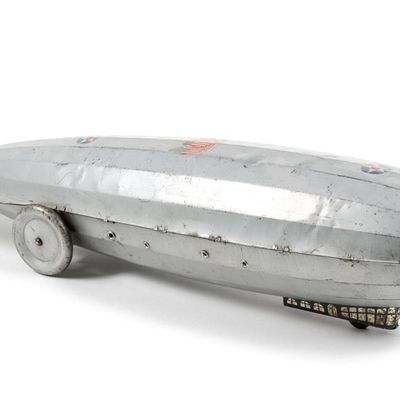 Sale Photo Thumbnail #18: Buffalo Toy & Tool Works Pressed Steel and Tin Zeppelin