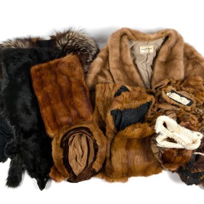 Sale Photo Thumbnail #371: Mink Stoles, Fur Scarf & Real Fur Sewing Scraps