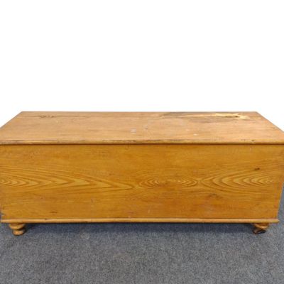 Sale Photo Thumbnail #374: Country Blanket Chest