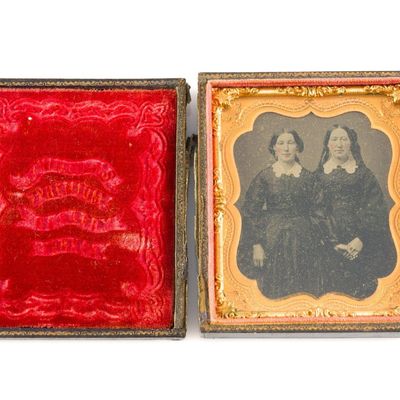 Sale Photo Thumbnail #392: Antique York PA Daguerreotype Tintype