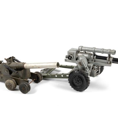 Sale Photo Thumbnail #336: Vintage Louis Marx & Co. Toy Cannon & Conestoga Big-Bang Cannon