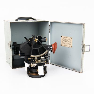 Sale Photo Thumbnail #66: Keuffel & Esser DARAD Bubble Sextant