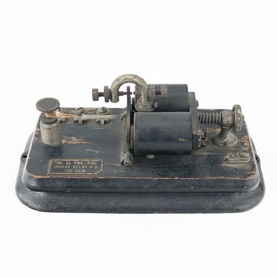 Sale Photo Thumbnail #303: Vintage W. U. Tel. Co. Morse Relay 4-B