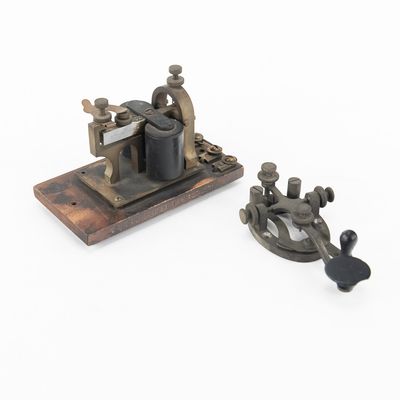 Sale Photo Thumbnail #302: Morse Telegraph Key w/Sounder (2)