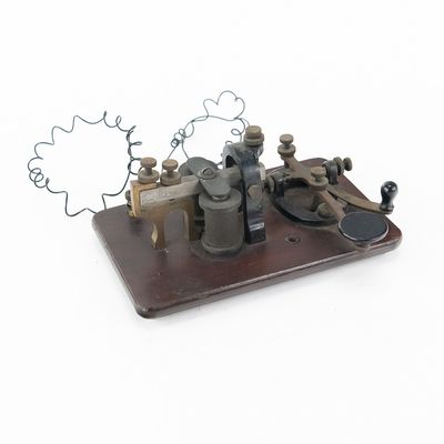 Sale Photo Thumbnail #299: Telegraph Key w/Sounder