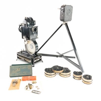 Sale Photo Thumbnail #408: Pathe Pathex 9.5mm Movie Outfit