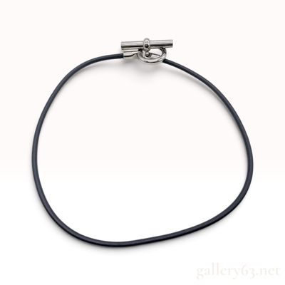 Sale Photo Thumbnail #562: Hermès Glenan Black Leather Choker Necklace with Box