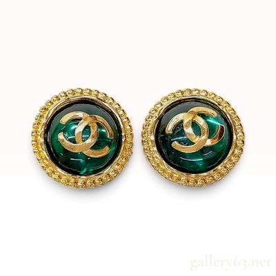 Sale Photo Thumbnail #514: A Pair of Vintage Chanel 94A Green Gripoix Glass and Gold-Toned CC Logo Button Earrings