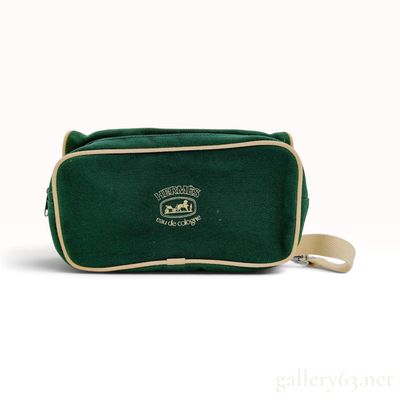 Sale Photo Thumbnail #575: Vintage Hermès Eau de Cologne Green Canvas Accessory Pouch