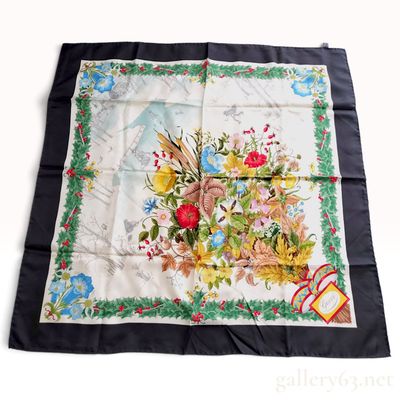 Sale Photo Thumbnail #426: Vintage Gucci Winter Flora Navy Blue Silk Scarf 90 cm