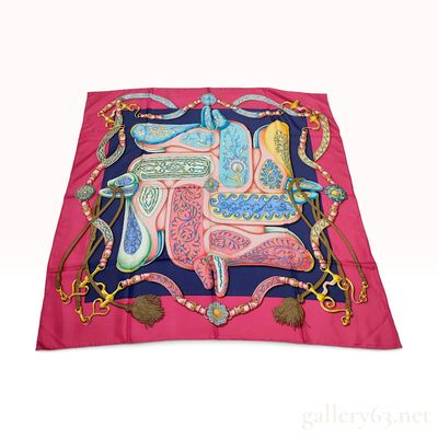 Sale Photo Thumbnail #200: Vintage Hermes Festival Silk Carre 90