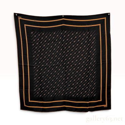 Sale Photo Thumbnail #252: Vintage Gucci Interlocking GG Black Silk Carre 90