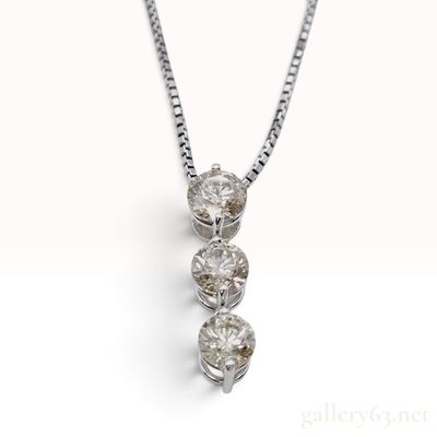 Sale Photo Thumbnail #444: Platinum 0.84ctw Champagne Natural Diamond Three-Stone Graduated Drop Necklace