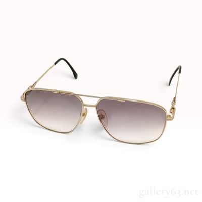 Sale Photo Thumbnail #125: Vintage Yves Saint Laurent 31-2101 Gold-Toned Metal Aviator Sunglasses