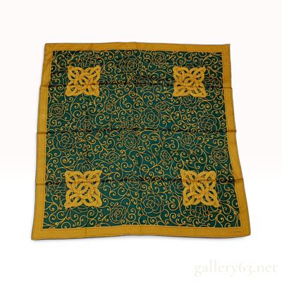 Sale Photo Thumbnail #574: Chanel Filigree and Camellia Green and Gold Silk Scarf 85 cm