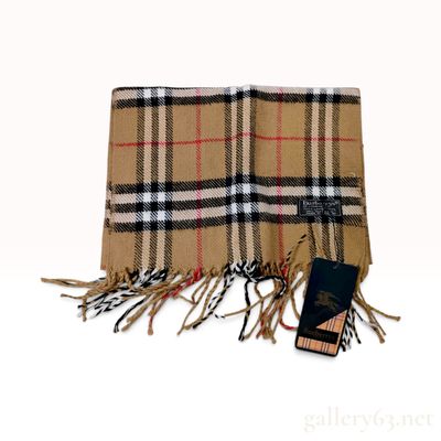 Sale Photo Thumbnail #117: NWT Vintage Burberrys Nova Check Tan Lambswool Scarf with Tag