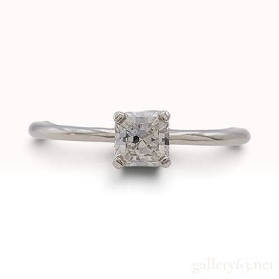 Sale Photo Thumbnail #149: Tiffany & Co. Pt950 H-VS2 Diamond Solitaire Ring with Box and Certificate