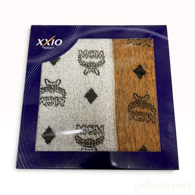 Sale Photo Thumbnail #84: XXIO x MCM White and Cognac Cotton Wash Towels with Box