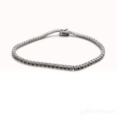 Sale Photo Thumbnail #399: An 18KWG and 1.00ctw Natural Diamond Tennis Bracelet