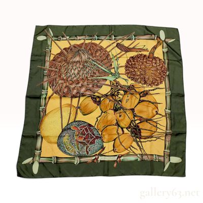 Sale Photo Thumbnail #345: Vintage Hermes Jardin Creole (Creole Garden) Olive Green Silk Carre 90