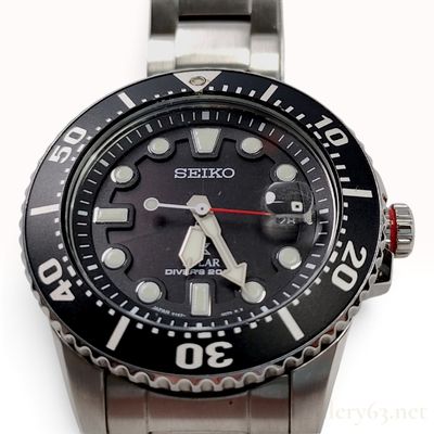 Sale Photo Thumbnail #299: Seiko Prospex Solar Diver V157-0BT0 Black Dial Stainless Steel Wristwatch