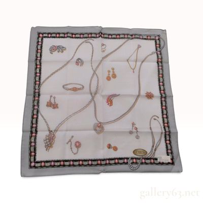 Sale Photo Thumbnail #402: NWT Vintage Paolo Gucci Jewelry Motif Cotton Scarf 47 cm