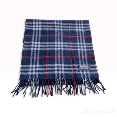 Sale Photo Thumbnail #459: Vintage Burberrys Navy Check 100% Lambswool Scarf