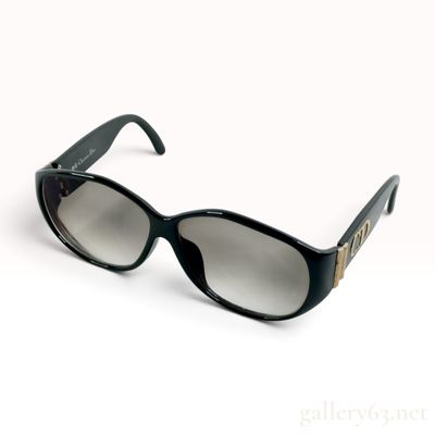 Sale Photo Thumbnail #335: Vintage Christian Dior 2020A Black Optyl Oversized Sunglasses
