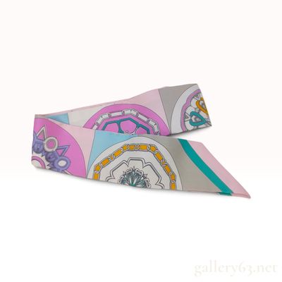 Sale Photo Thumbnail #535: Hermès L'Effet Kaleidoscope Silk Twilly Scarf with Box
