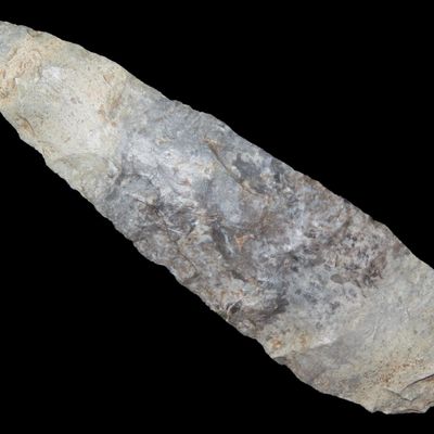 Sale Photo Thumbnail #362: 4 3/4" Adena Blade, Motley COA, Florence Chert, Morris Co., Kansas, Ex. Tom Wyatt, Ex. George Robertson