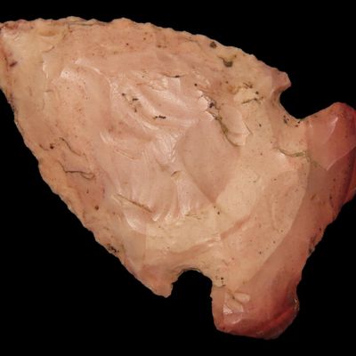 Sale Photo Thumbnail #380: 2 1/8" Hickory Ridge, Heat-Treated Burlington Chert, Clay Co., Arkansas, Ex. George Robertson