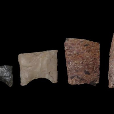 Sale Photo Thumbnail #542: Lot of 4 Broken Paleo Arrowheads / Heartbreakers, Monroe Co., Indiana