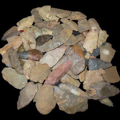 Sale Photo Thumbnail #583: Lot of Miscellaneous Woodland and Archaic Arrowheads, Tennessee