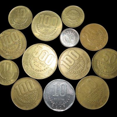 Sale Photo Thumbnail #602: Lot of 12 Coins, Costa Rica