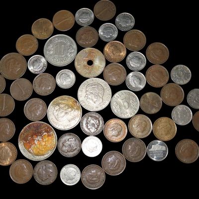 Sale Photo Thumbnail #598: Lot of Miscellaneous Coins, Netherlands and Denmark