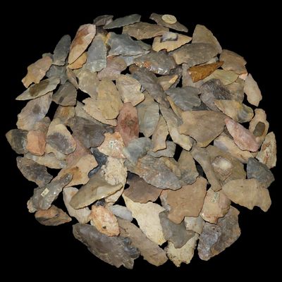 Sale Photo Thumbnail #579: Lot of Miscellaneous Woodland and Archaic Arrowheads, Tennessee
