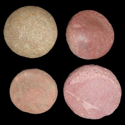 Sale Photo Thumbnail #490: Lot of 4 Disc-Shaped Rocks for Knapping, Kansas