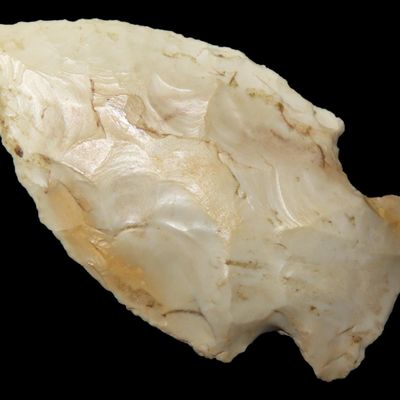 Sale Photo Thumbnail #374: 2 3/8" Hopewell Point, Burlington Chert, Clay Co., Missouri, Ex. George Robertson