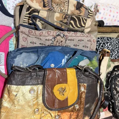 Sale Photo Thumbnail #318