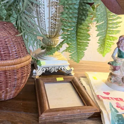 Sale Photo Thumbnail #355