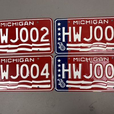 Lot 4 1976 Consecutive Michigan License Plates