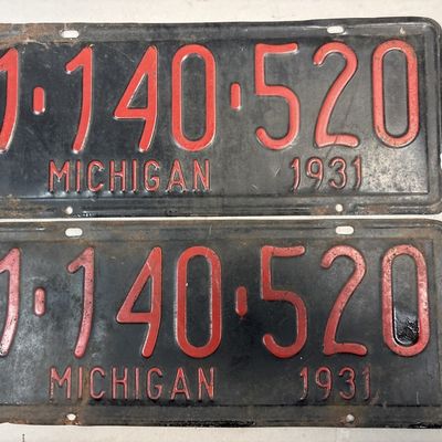 Pair 1931 Michigan 1140520 License Plates