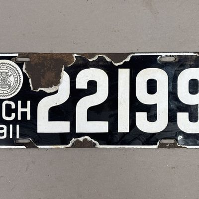 Antique 1911 Michigan Porcelain License Plate