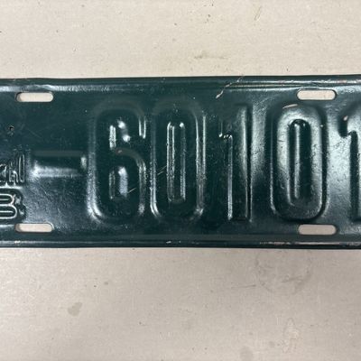 1918 Michigan 60101 Repainted License Plate
