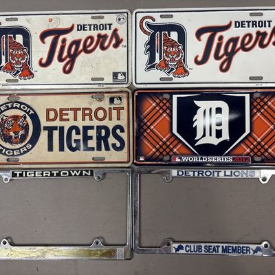 Lot of 6 Detroit Tigers License Plates & Frames